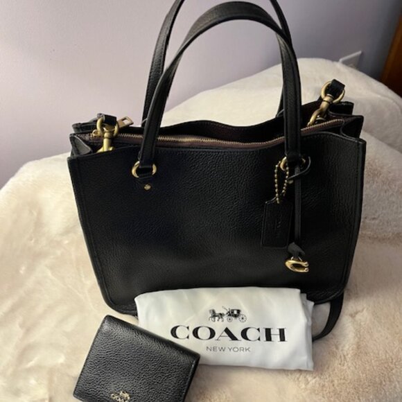 Coach - Black Refined Pebble Leather Tote & Wallet - Picture 2 of 8